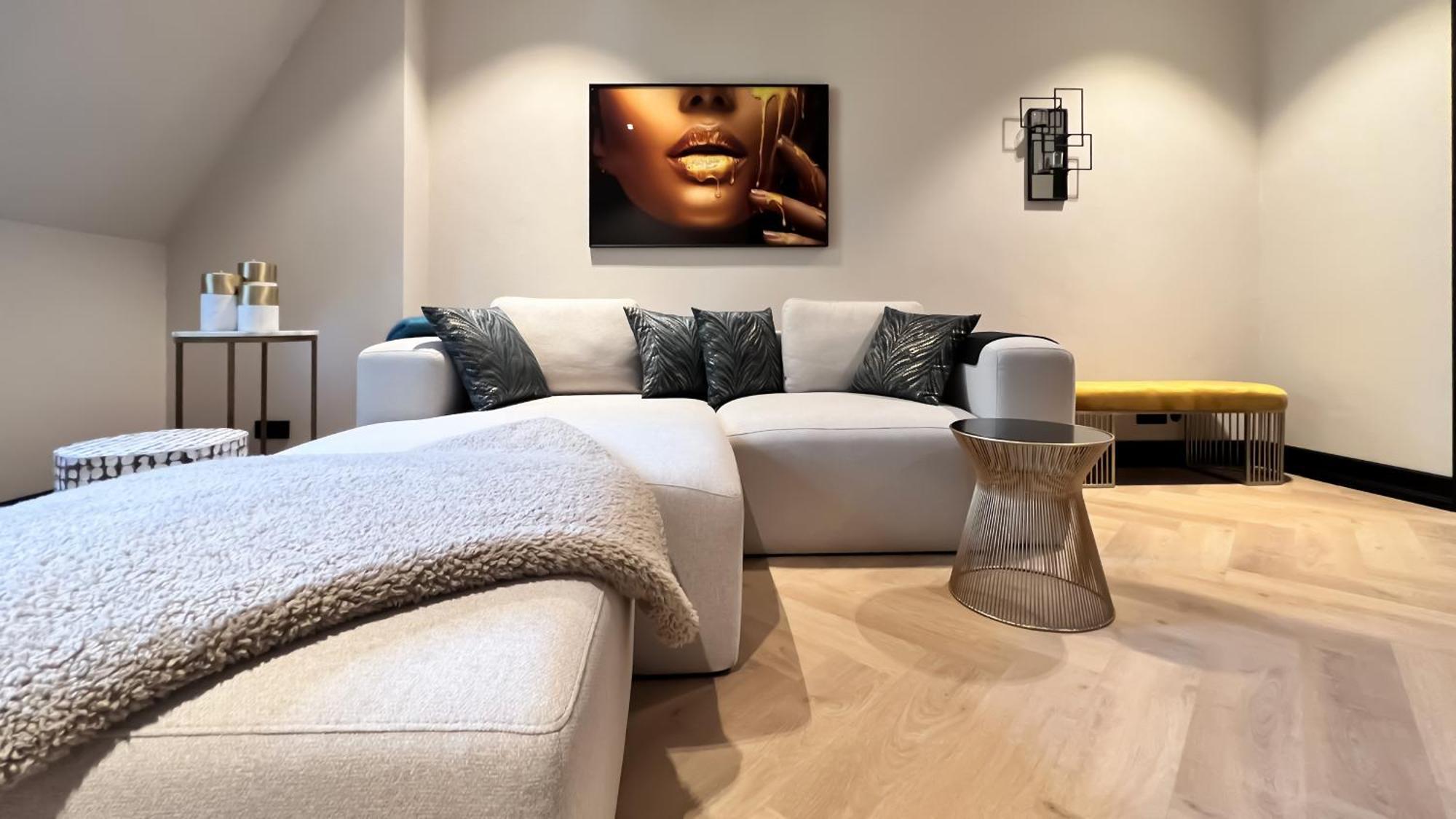 * Stadtvilla Plauen * * Aussergewoehnlich * 2 Zimmerwohnung * Zentrumsnah Экстерьер фото